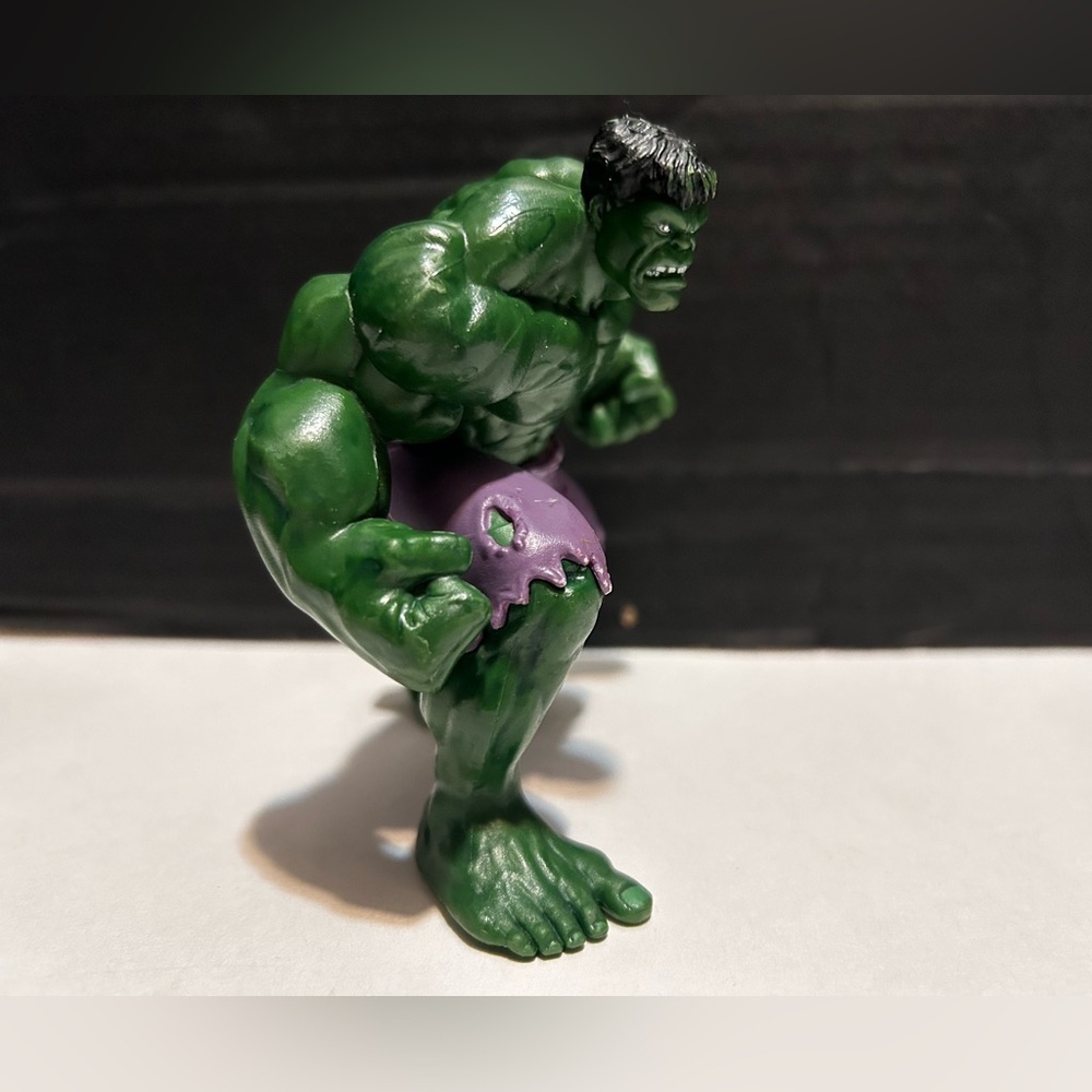 Incredible Hulk 4” Figure PVC Cake Topper Disney MCU Green Guy Marvel Avengers - Picture 3 of 6